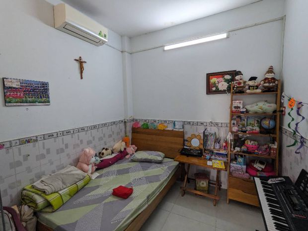 Nhà đẹp hẻm ô tô - 58m2 - chỉ 4,4 tỷ - trung tâm hoàng diệu 6943346