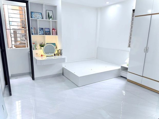 Cho con ra ở riêng - cần bán gấp tòa ccmn ngõ 254 minh khai. 6943987