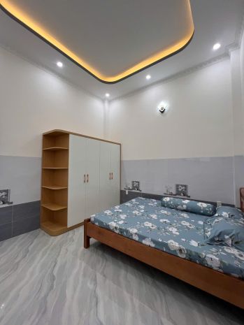 Nhà phố cầu đen 6944049