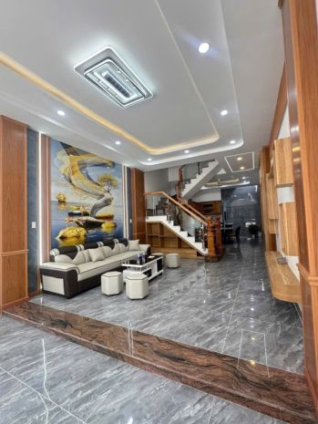 Bán nhà 2 tầng đẹp,nhà mới 100,full nội thất,đường nhựa 6944523