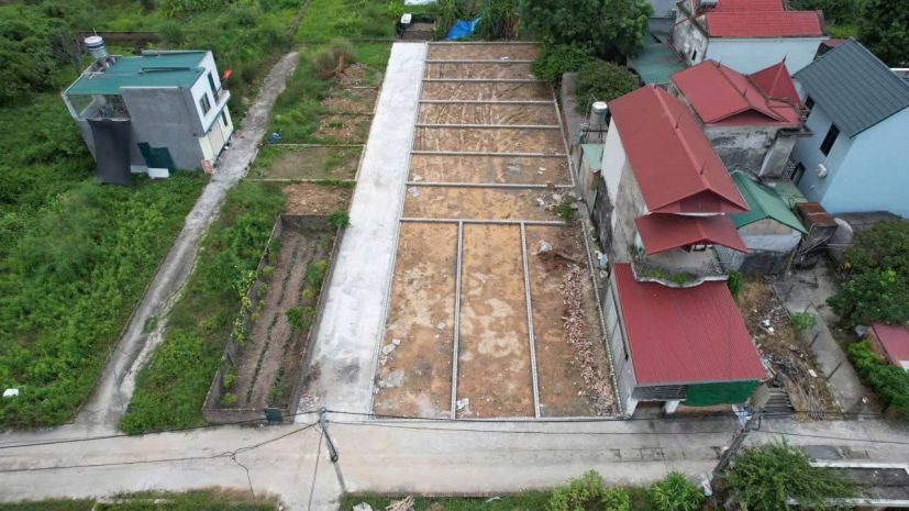 Bán đất tổ 10 ấp tre, xã quang minh, hn-ôtô vào đất, 100 6945221