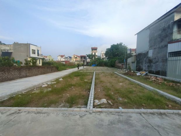 Bán đất tổ 10 ấp tre, xã quang minh, hn-ôtô vào đất, 100 6945224