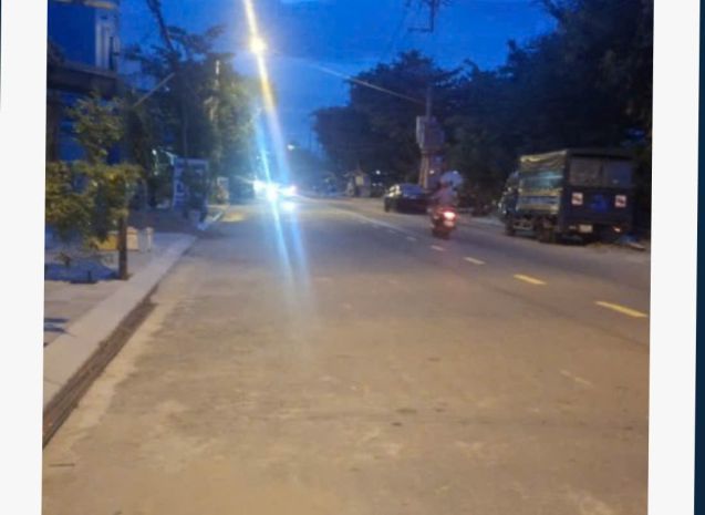 - nhà 2 tầng mặt tiền đường phan tứ, trục đường phố tây đi 6945744