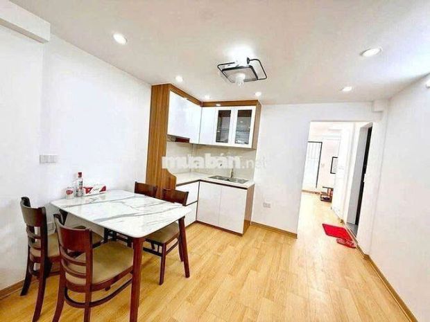 Cho thuê căn hộ khép kín 3 ngủ,2 wc tập thể bách khoa,nhà 6946544