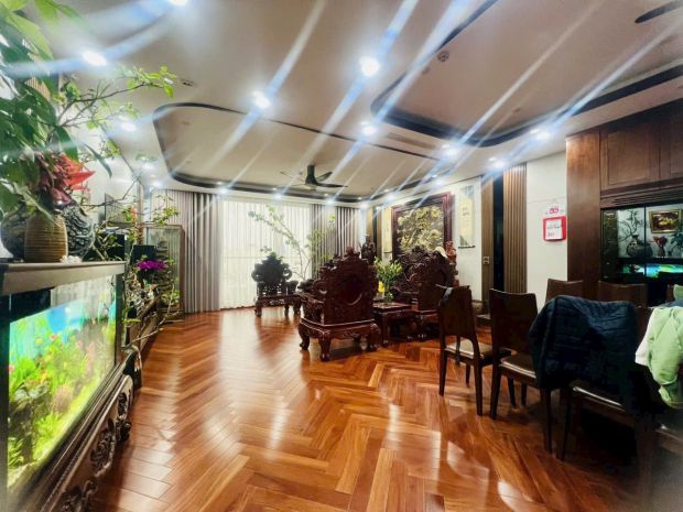 Siêu phẩm vip  đẹp nhất mặt phố hồng tiến  lô góc 6946679