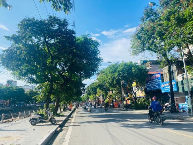 Trung tâm hai bà trưng - mặt phố 2 thoáng - vỉa hè đá bóng 6946730