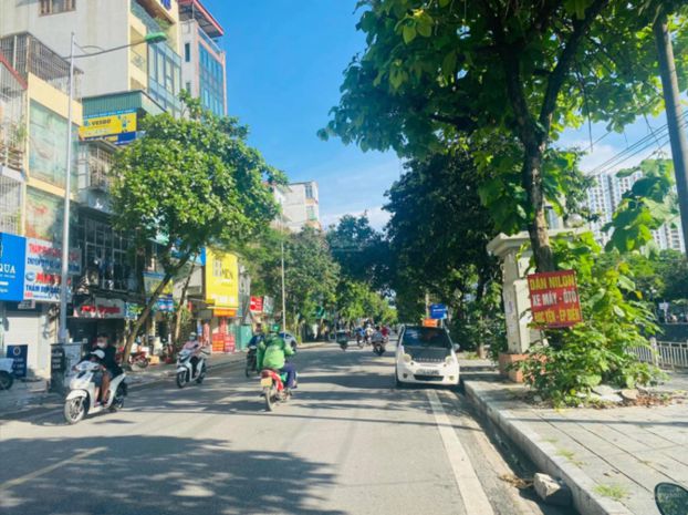 Trung tâm hai bà trưng - mặt phố 2 thoáng - vỉa hè đá bóng 6946731