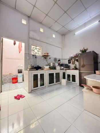 Nhà 1 sẹc lê văn khương thới an quận 12 cũ 93m2 hẻm ô tô 4 6946976