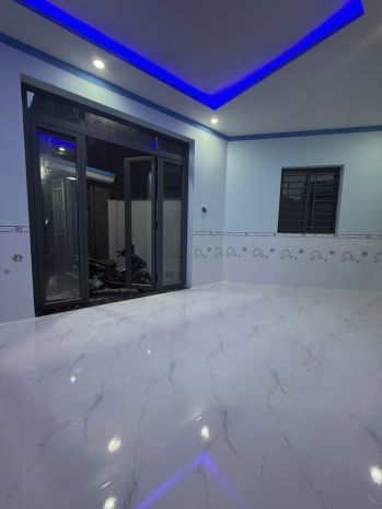 Bán nhà đẹp 2 tầng p.biên hòa,shr đường xe hơi,gần ca 6947619