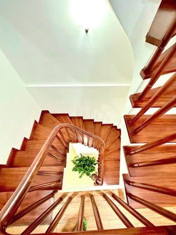 Yên hòa dt 40m x5 tầng 10,2 tỷ,ngõ rộng,gần phố,nhà 6947809
