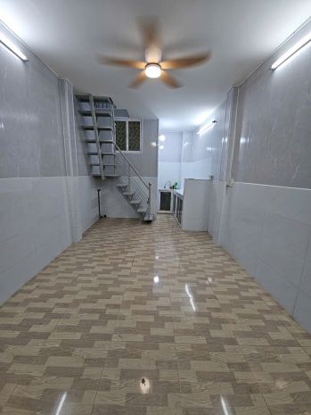 Sát mặt tiền xe hơi himlam q7 tân hưng 
ngang 3 dài 7 có 3 6947864