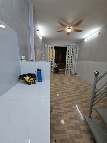 Sát mặt tiền xe hơi himlam q7 tân hưng 
ngang 3 dài 7 có 3 6947866