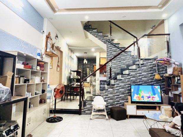 Bán nhà 3 tầng, 3pn,  đường số 8, linh xuân, thủ đức, tp 6948182