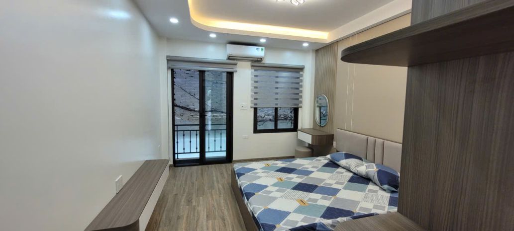 Bán nhà mặt ngõ nguyễn sơn, gần nguyễn văn cừ  nhà mới 5 6948831