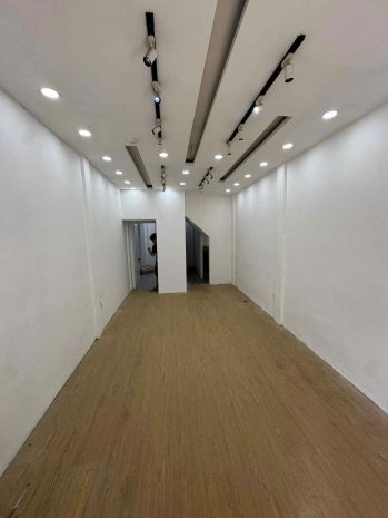 Cho thuê riêng tầng trệt hoặc cho thuê nguyên căn mt trần 6950017