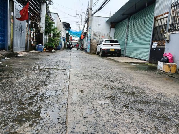 Bom tấn gấp bán nhà xưởng ngay chợ bình thành -hẻm 7m 6950306