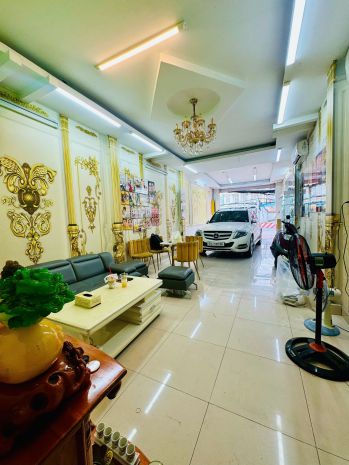 Bán nhà mặt tiền đường huỳnh tấn phát quận 7, 4 lầu
110m2 6951169