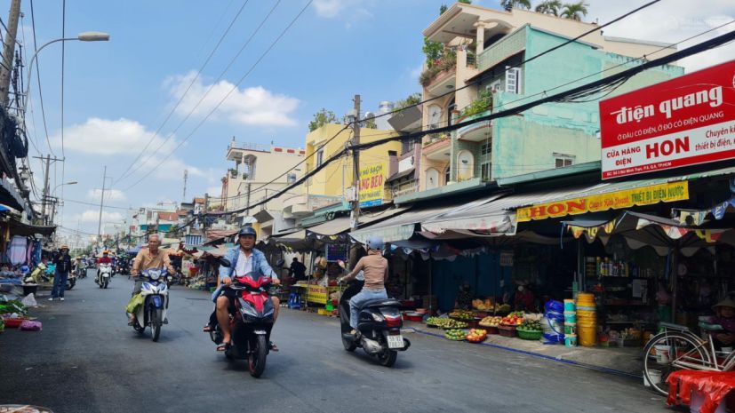 Bán nhà đẹp mặt tiền bùi minh trực  p.5, q.8  gần chợ 6951233