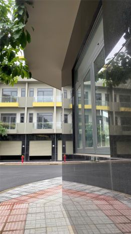 Nhà mặt phố thống nhất, dĩ an: vị trí vàng, kinh doanh 6951531