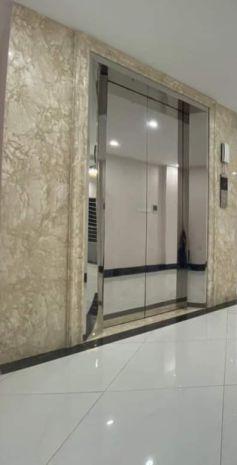 Cho thuê nhà hàng, vp, kd, thang máy, 117m2- 5t, hoàng 6952159