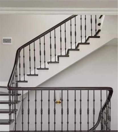 Cho thuê nhà hàng, vp, kd, thang máy, 117m2- 5t, hoàng 6952161