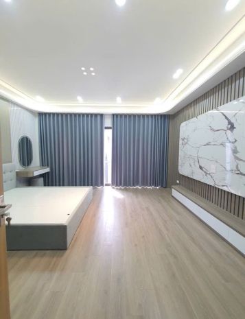 Nhà riêng 6 tầng thang máy_ sát cv hoà bình ngoại giao 6952630