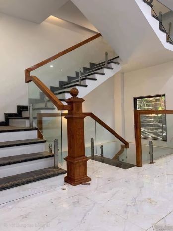 Tôi cho thuê nhà mới, hai đường đi ,vỉa hè, 100m2- 5t, 6952639