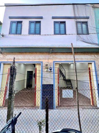 50. cho thuê nhà 2 phòng ngủ mới, riêng lẽ trung tâm ninh 6952749