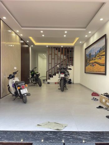 Nhà đẹp mới xây - khu phân lô vip đức giang 45m  - gần kđt 6952822