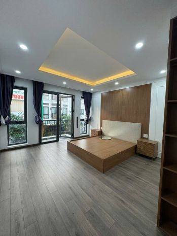 Bán nhà đẹp 3 tầng dĩ an,vừa ở vừa kinh doanh ok luôn,gần 6953473