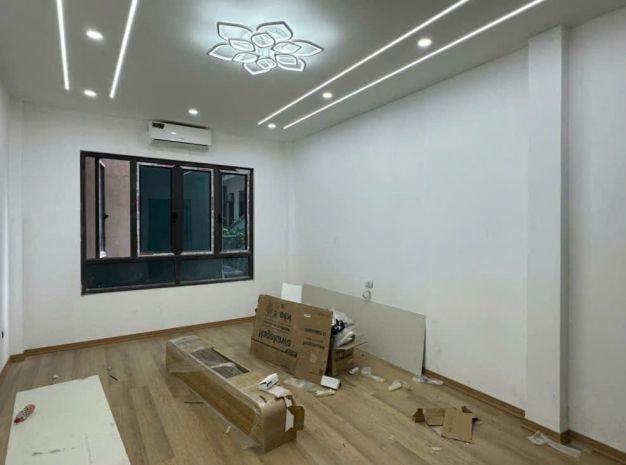 Nhà mới võ chí công, 6t thang máy, ô tô đỗ cổng, nội thất 6953597