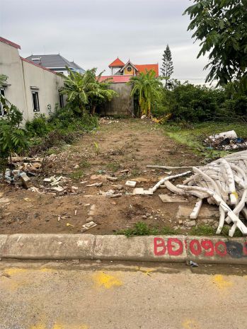 Lô hiếm đẹp  đường 10m  giá chỉ 2x triệum²  zalo 0567 6954404