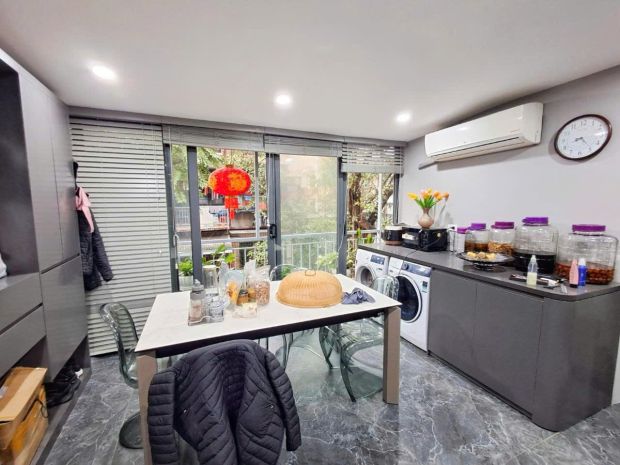 Bán căn hộ tập thể phương mai 115m 3 thoáng 4 ngủ giá mềm 6954569