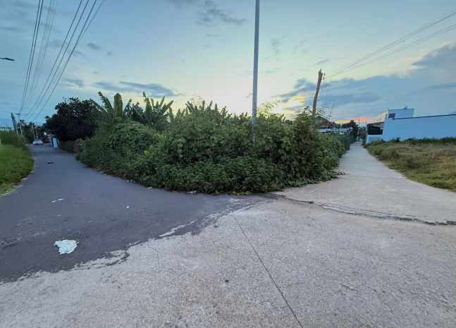 Bán lô đất 3 mặt tiền đường thành hồ - diên phước - diên 6954742