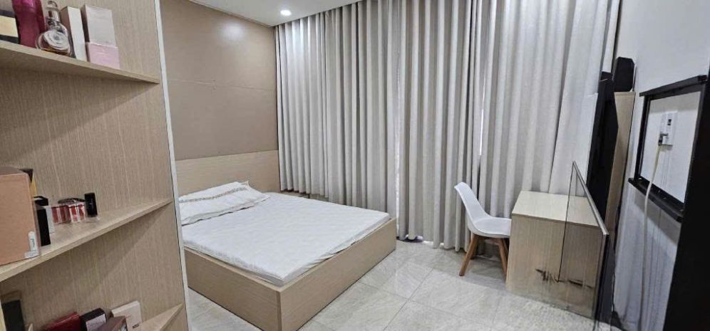 Bán gấp nhà mặt tiền đường c1, phường 13, tân bình  khu 6955515