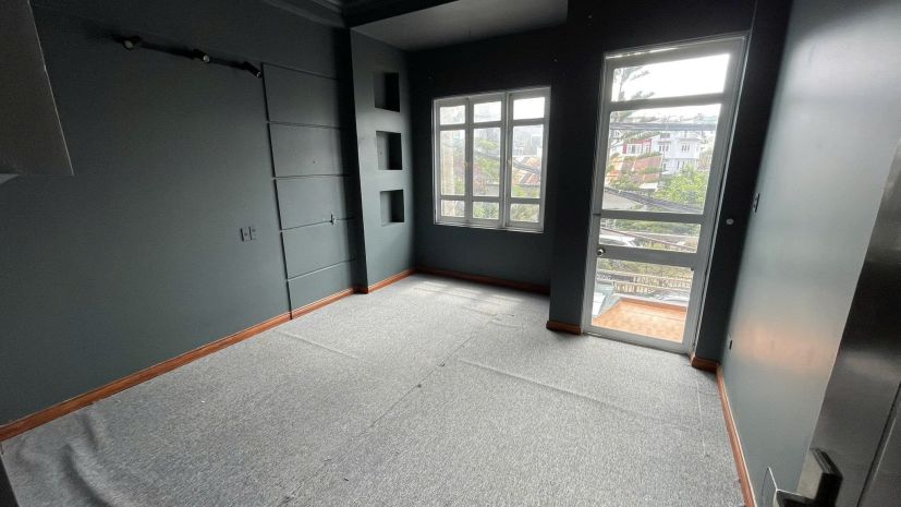 Cho thuê nhà nguyên căn trung tâm phan đình phùng phường 2 6955566