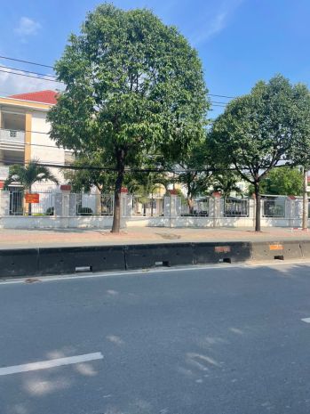 Bán nhà mặt tiền 21x50m giá 100 tỷ đường lê thị riêng 6955816