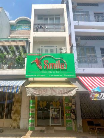 Cho thuê nhà mặt tiền quận 10 - 3pn - tiện ở và kinh doanh 6955940