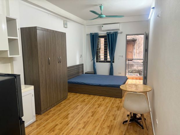 Cho thuê ccmn đẹp thoáng ban công giá rẻ tại 171 nguyễn 6956117