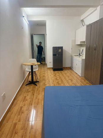 Cho thuê ccmn đẹp thoáng ban công giá rẻ tại 171 nguyễn 6956119