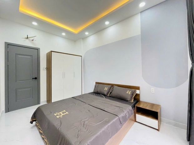 Chủ gộp giảm 350tr giá mới 6,65tỷ,trệt 2 lầu 5pn p.1 phú 6957301