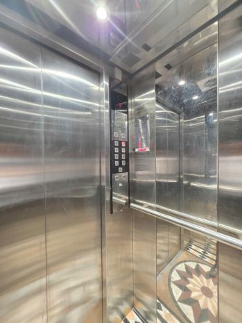 Cực phẩm  ba đình - tòa nhà 10 tầng - 2 mặt thoáng - sổ 6957606