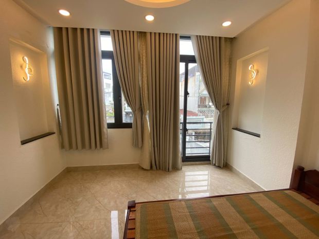 Nhà 2 tầng, đường ni sư huỳnh liên, phường 10, tân bình, 6957970