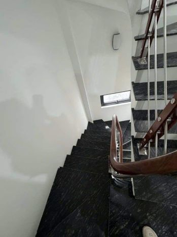 Tôi cho thuê nhà mới, hai đường đi, võ thị sáu, 110m2x 5t 6957981