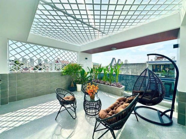 Bán nhà đẹp hai mặt tiền ở đường dương quảng hàm. phường 6958381