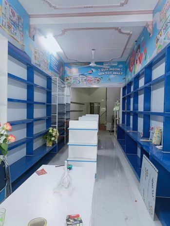 Chính chủ cần bán nhà 2 tầng mặt phố đường nam  phong 6958686