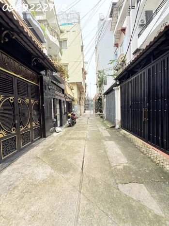 Bán nhà phạm văn hai- p.5 - hẻm ô tô- sát mặt tiền - giáp 6959084