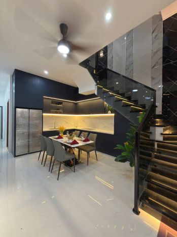 Nhà đẹp giữa trung tâm thủ dầu một  giá chỉ 3 tỷ 6, sổ r 6959301