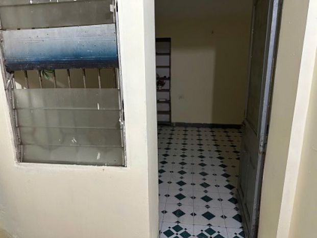 Chính chủ cho thuê tầng 1 nhà 102 d7 phương mai, ngõ 911 6960293