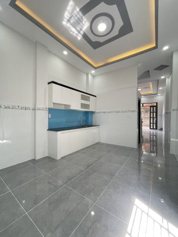 Lô góc  2 lầu  hẻm 4m thông  cách mặt tiền âu cơ 30m 6961159